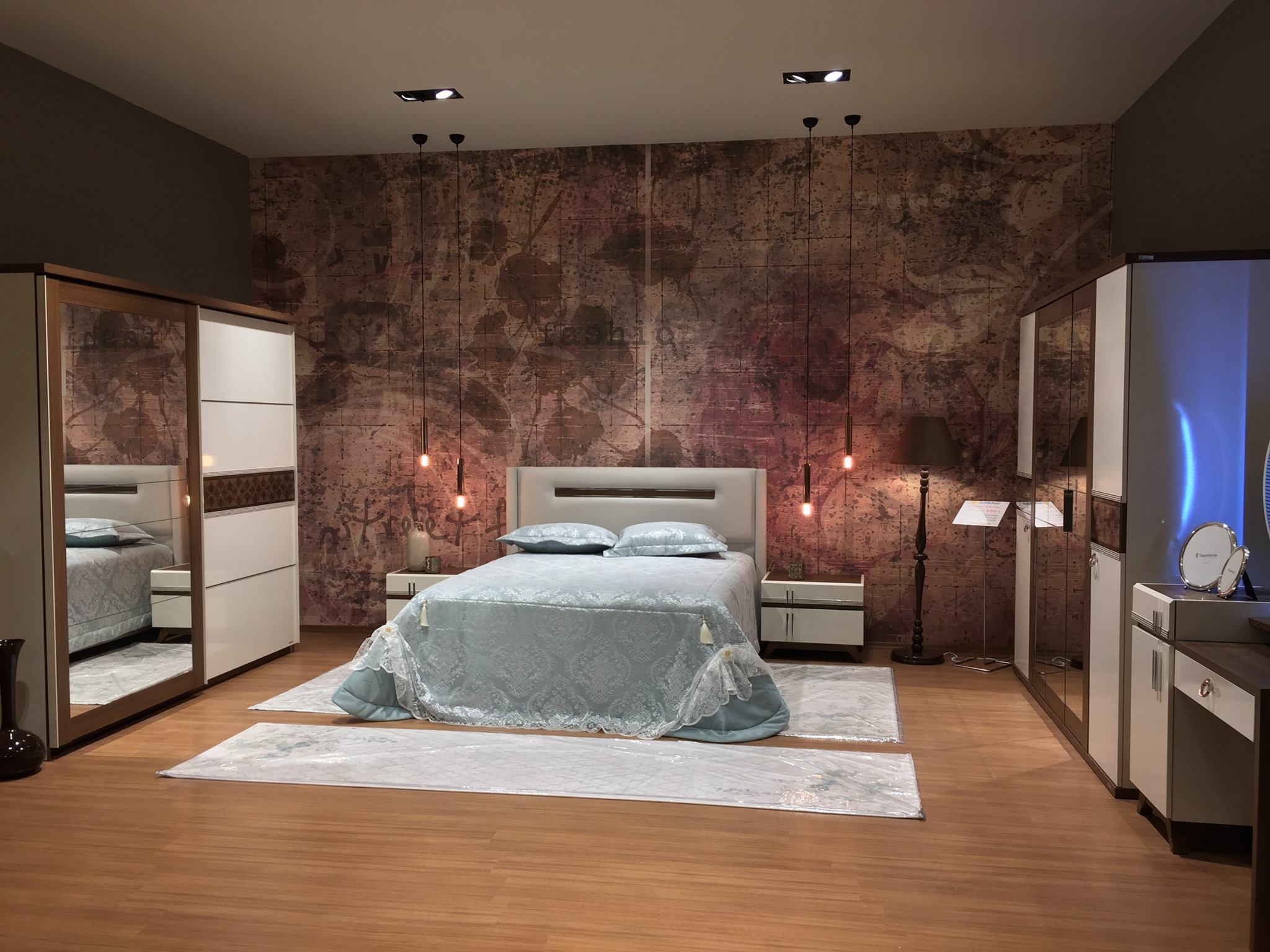 veratc-Istanbul-Aksu-Mobilya-Istikbal